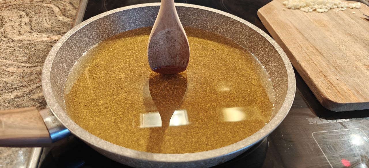 oil in the pan, quite an amount